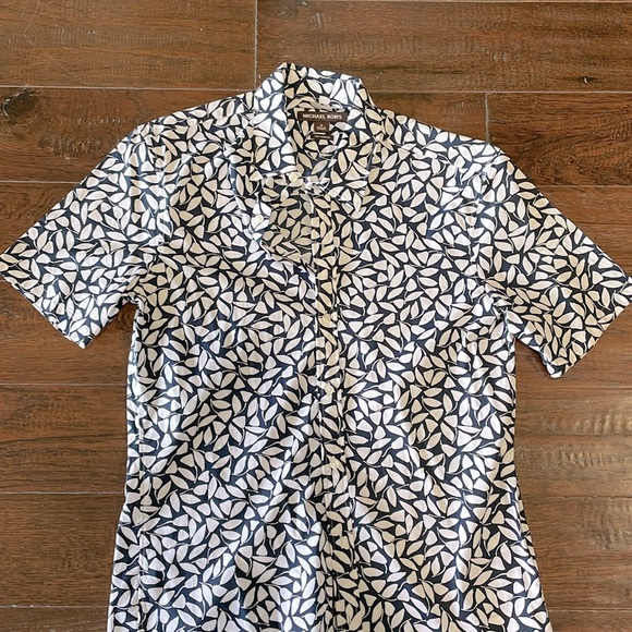 MICHAEL Michael Kors Other - MICHAEL KORS FLOWER PRINT / M